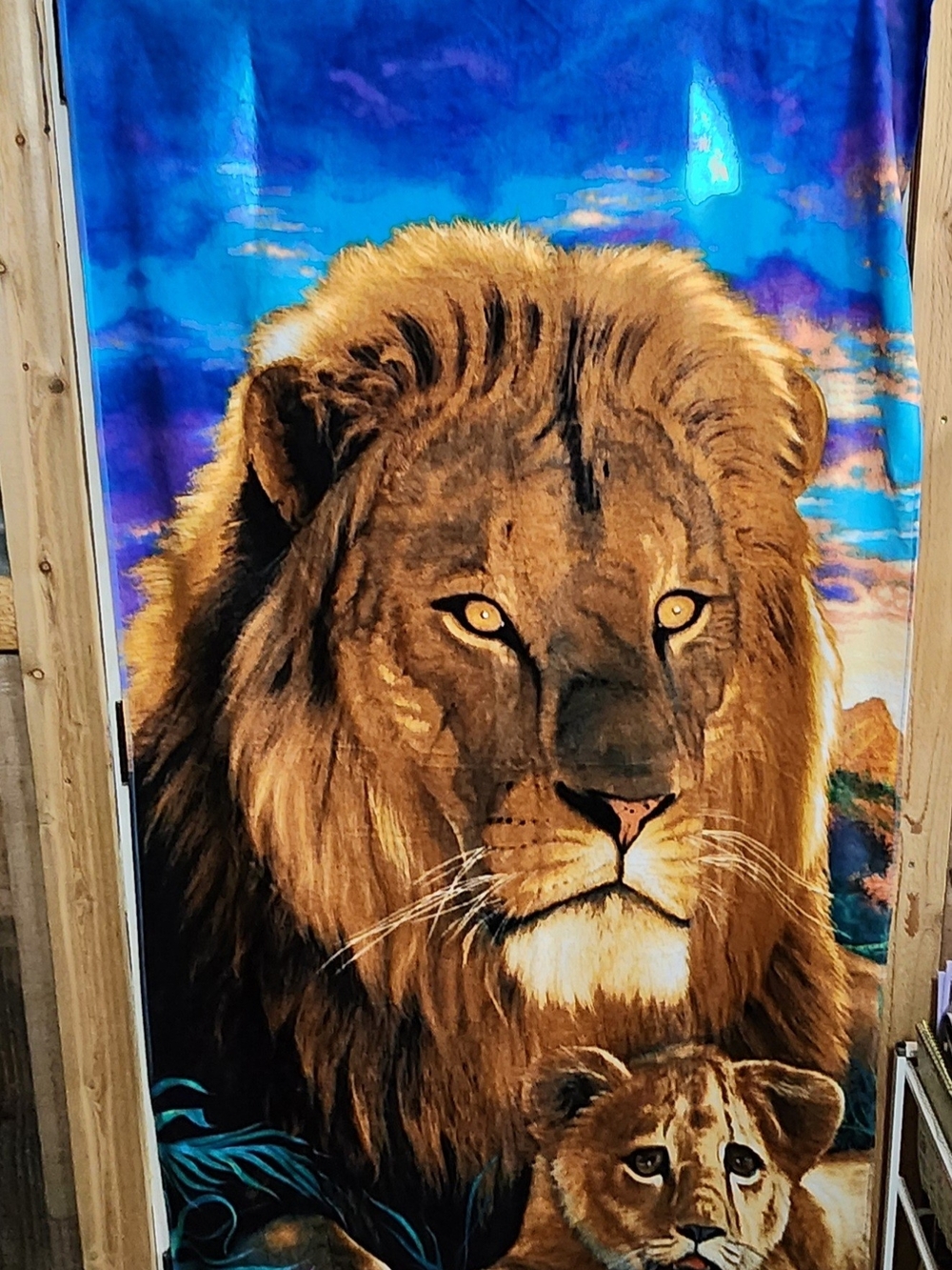 Lion Print Bath Towel in Blue and Brown